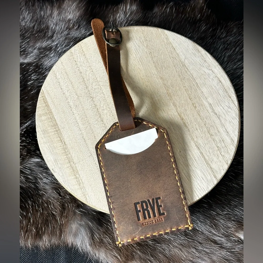 Frye Brown Leather Luggage Tag with Yellow Stitching NEW💙✈️🧳